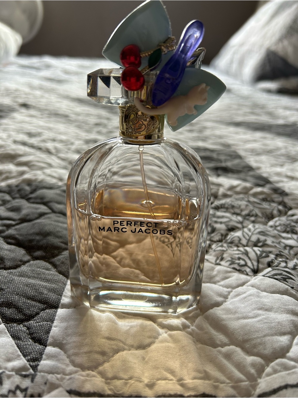 Marc Jacobs Perfect Perfume - Picture 3 of 4